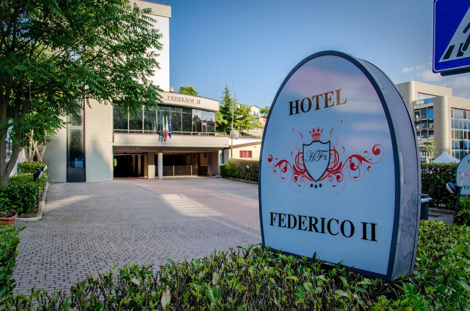 Hotel Federico II LʼAquila Exterior foto